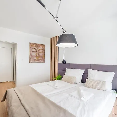 Rybacka Apartment *
